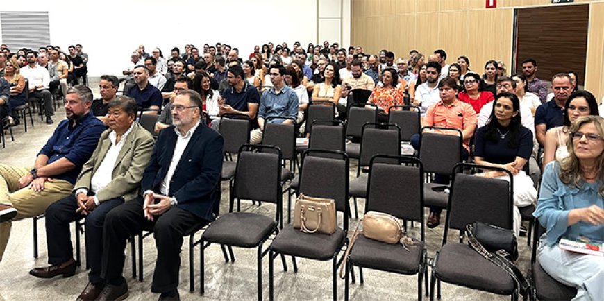 “Encontro Pedagógico” reuniu professores do Unipam e do Colégio Universitário