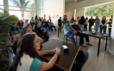 Amplifica chega com tudo e dá voz aos novos talentos do Colégio Universitário