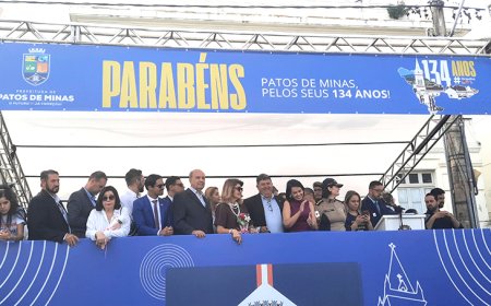 Desfile comemorou os 134 anos de Patos de Minas
