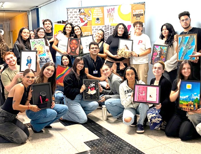 Expressão além da tela:   Alunos de Publicidade e Propaganda exploram o simbolismo das marcas em atividade acadêmica