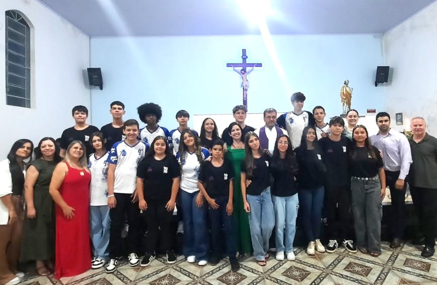Escola Municipal Marluce Martins realizou solenidade de formatura