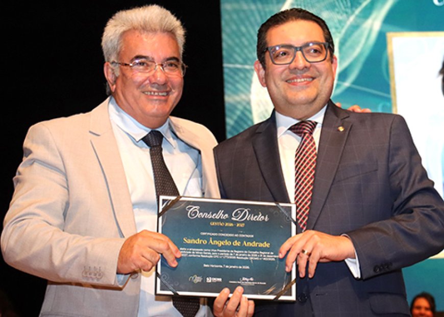 Coordenador de Ciências Contábeis toma posse como vice-presidente de registro do CRCMG