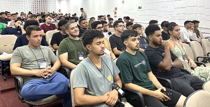 Futuro da energia no Brasil foi debatido na Semana Acadêmica de Engenharia Elétrica