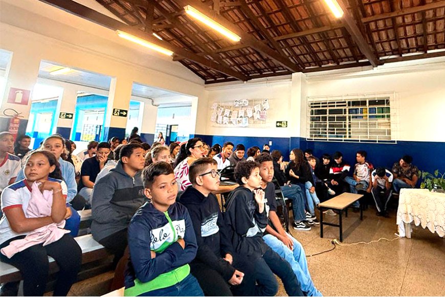 "Conhecendo o Judiciário" reúne estudantes em Patos de Minas