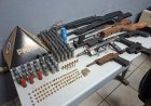 Polícia Militar apreende armas de fogo artesanais e munições durante diligências em Arraial dos Afonsos