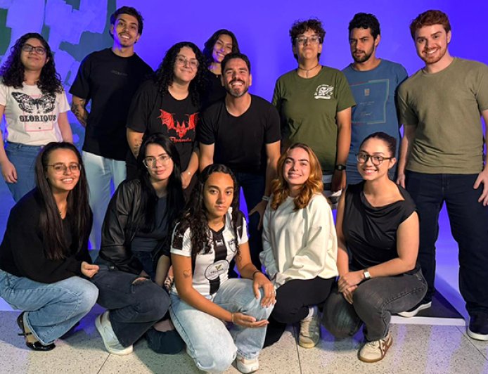 Alunos de Publicidade e Propaganda participam de workshop sobre iluminação para audiovisual